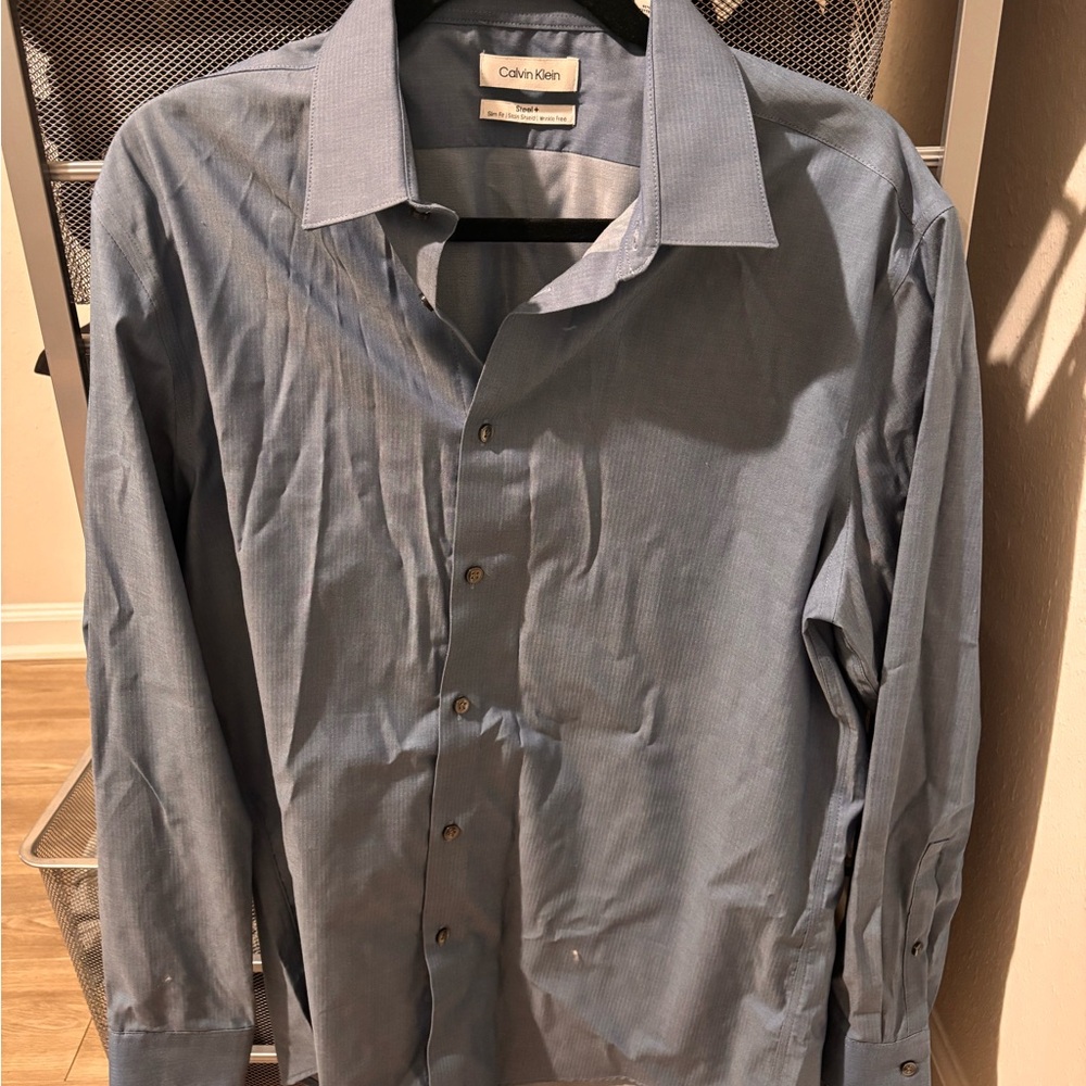 Calvin Klein Men's Dress Shirt in Light Blue